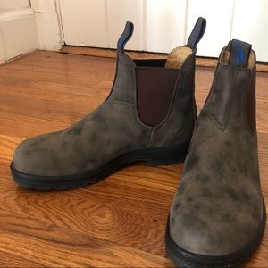 Blundstone thermal Chelsea boots 9.5 US, 8.5 Aus.